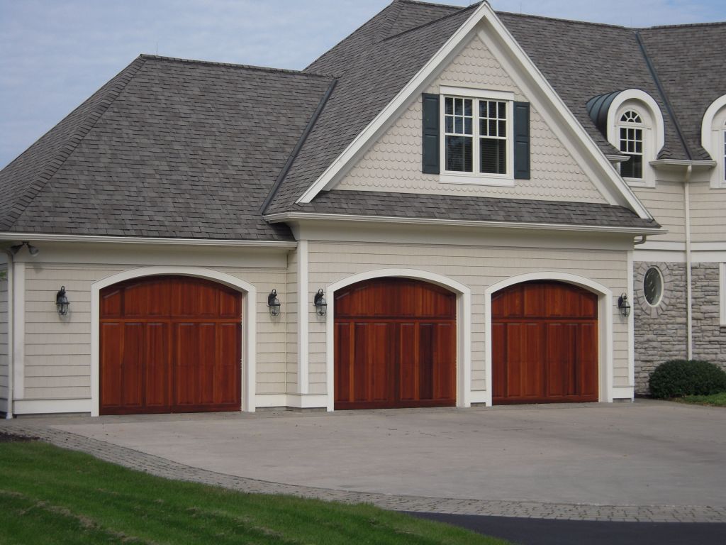 WOOD CARRIAGE DOOR